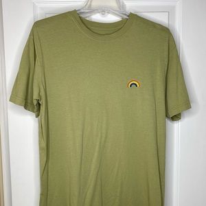 Men’s rainbow pride logo tee size L